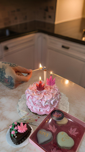 420 Novelty Joint and Pot Leaf Cake Candles